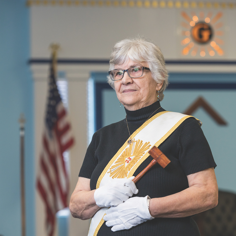 Portrait of a female Freemason. Women's Freemasonry, mixed Masonry, and coed Masonry have a long and distinguished history in California, the United States, and especially in Europe and Latin America. In addition, Masonic orders like the Order of the Eastern Star also serve women in Masonry.